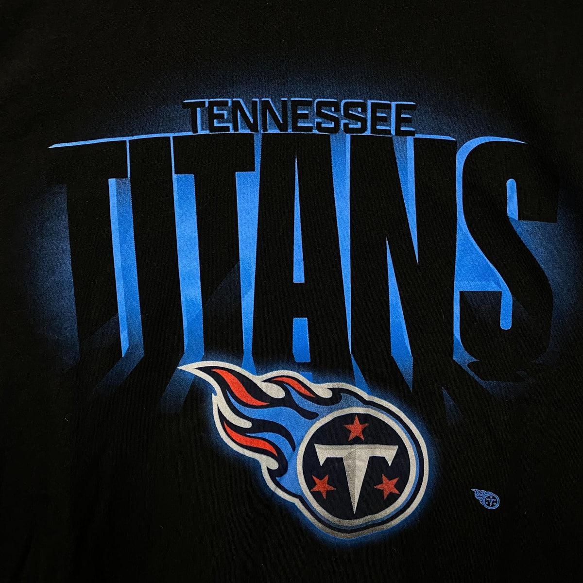 FOCO NFL Tennessee Titans Team Logo Graphic T-Shirt Large product image 2