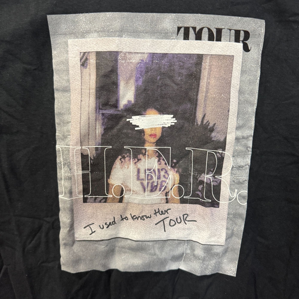 HER I Used to Know Tour Dates Polaroid Urban Pop Tee M product image 2