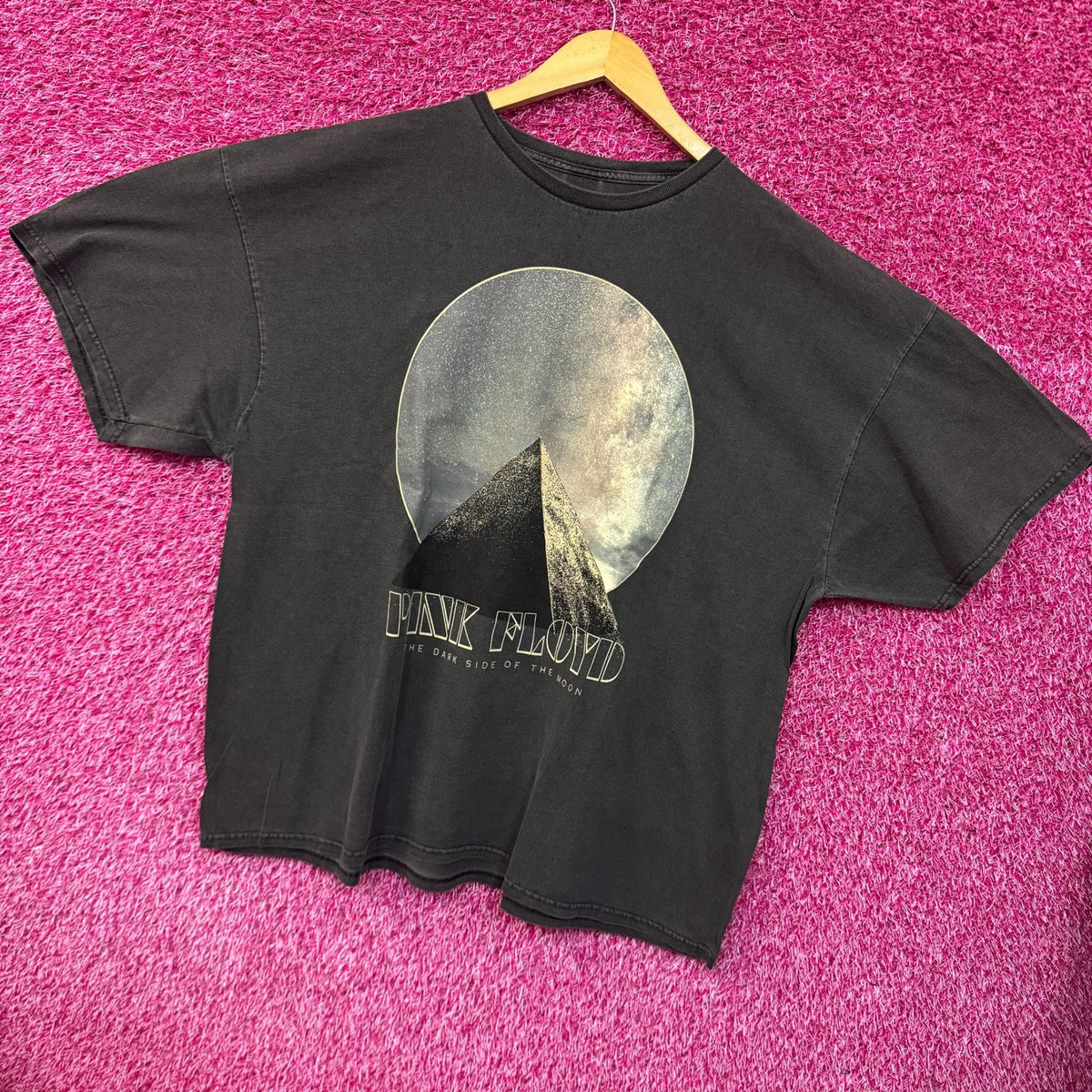 Pink Floyd The Dark Side of Moon Pyramid Band Tee 2XL product image 3