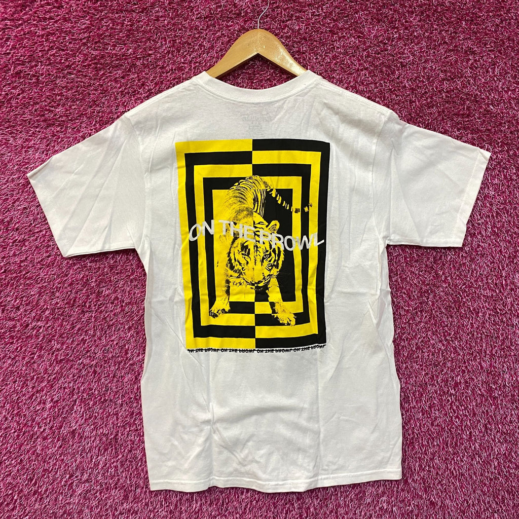 Empyre On The Prowl tiger Tshirt size medium product image 1