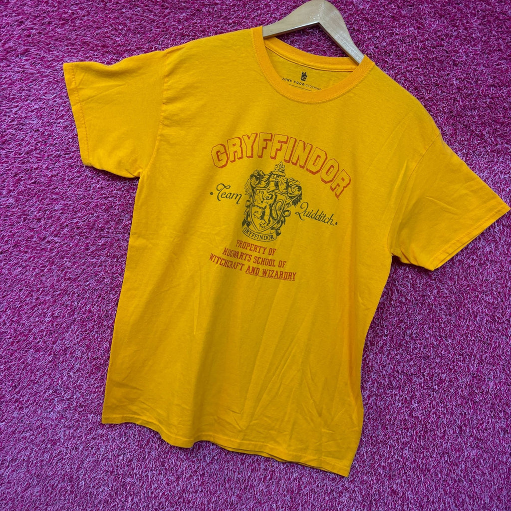 Harry Potter Gryffindor Team Quidditch Tshirt Size medium product image 3
