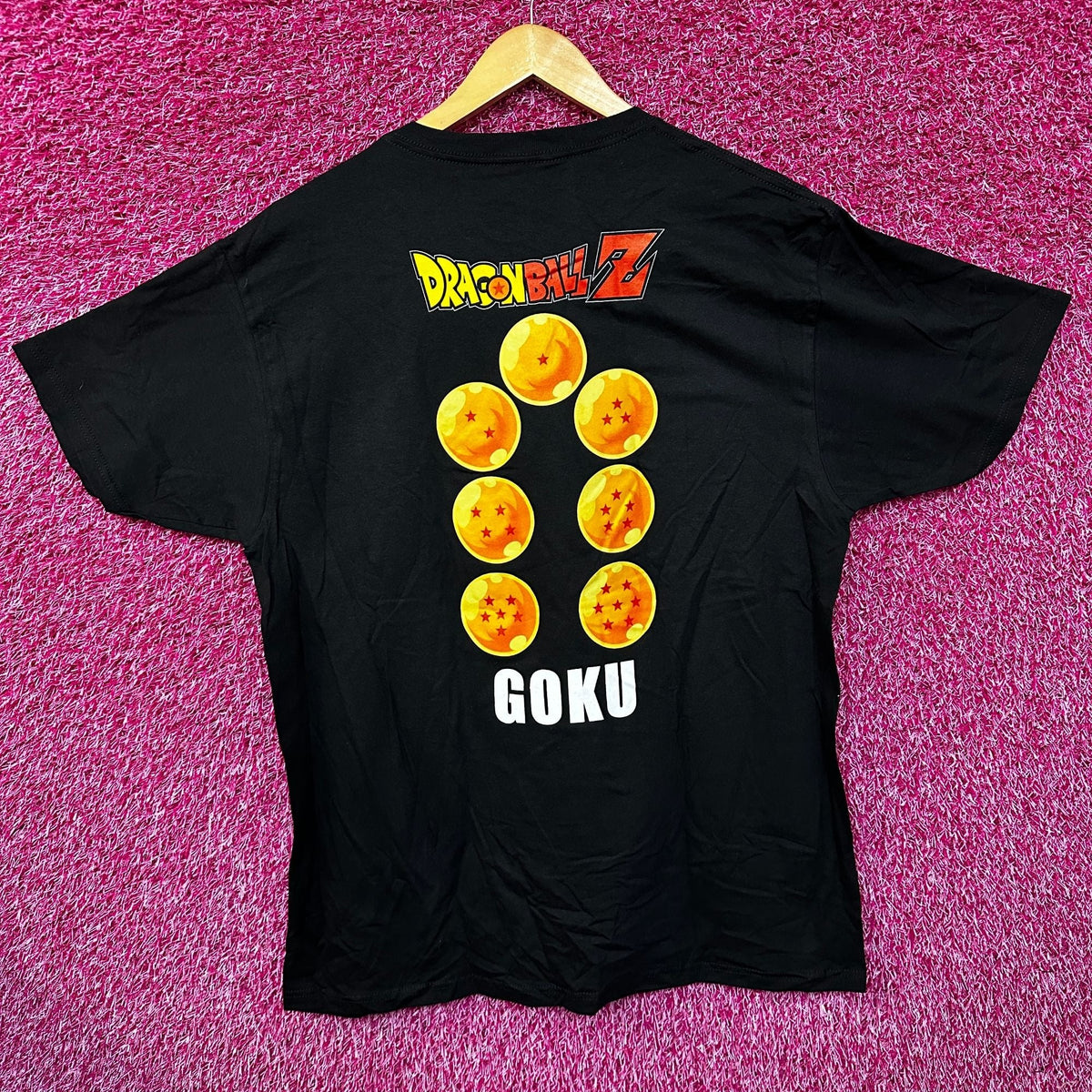 Dragon Ball Z Super Saiyan Goku and the 7 Balls Tee L product image 1