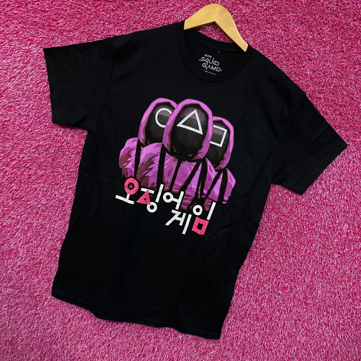Squid Game The Masked Guards Netflix Series Promo Tee L product image 3