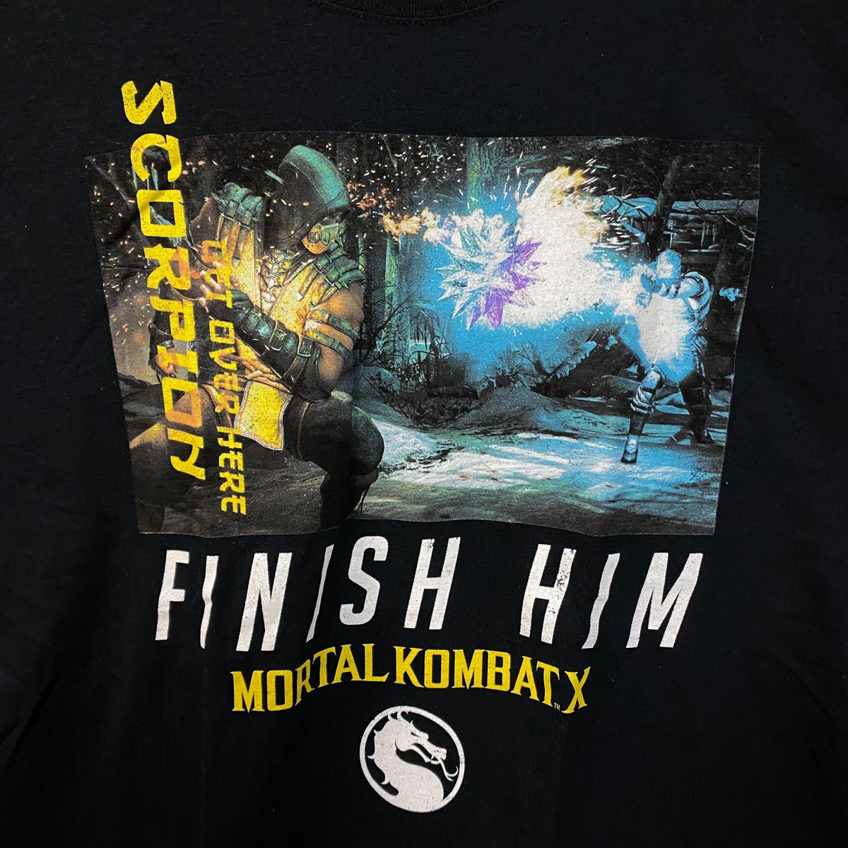 Mortal Kombat Scorpion Vs Sub Zero Tshirt size medium product image 2