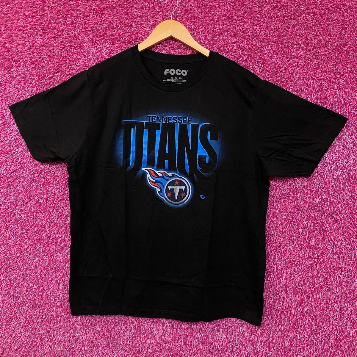 FOCO NFL Tennessee Titans Team Logo Graphic T-Shirt XL product image 1