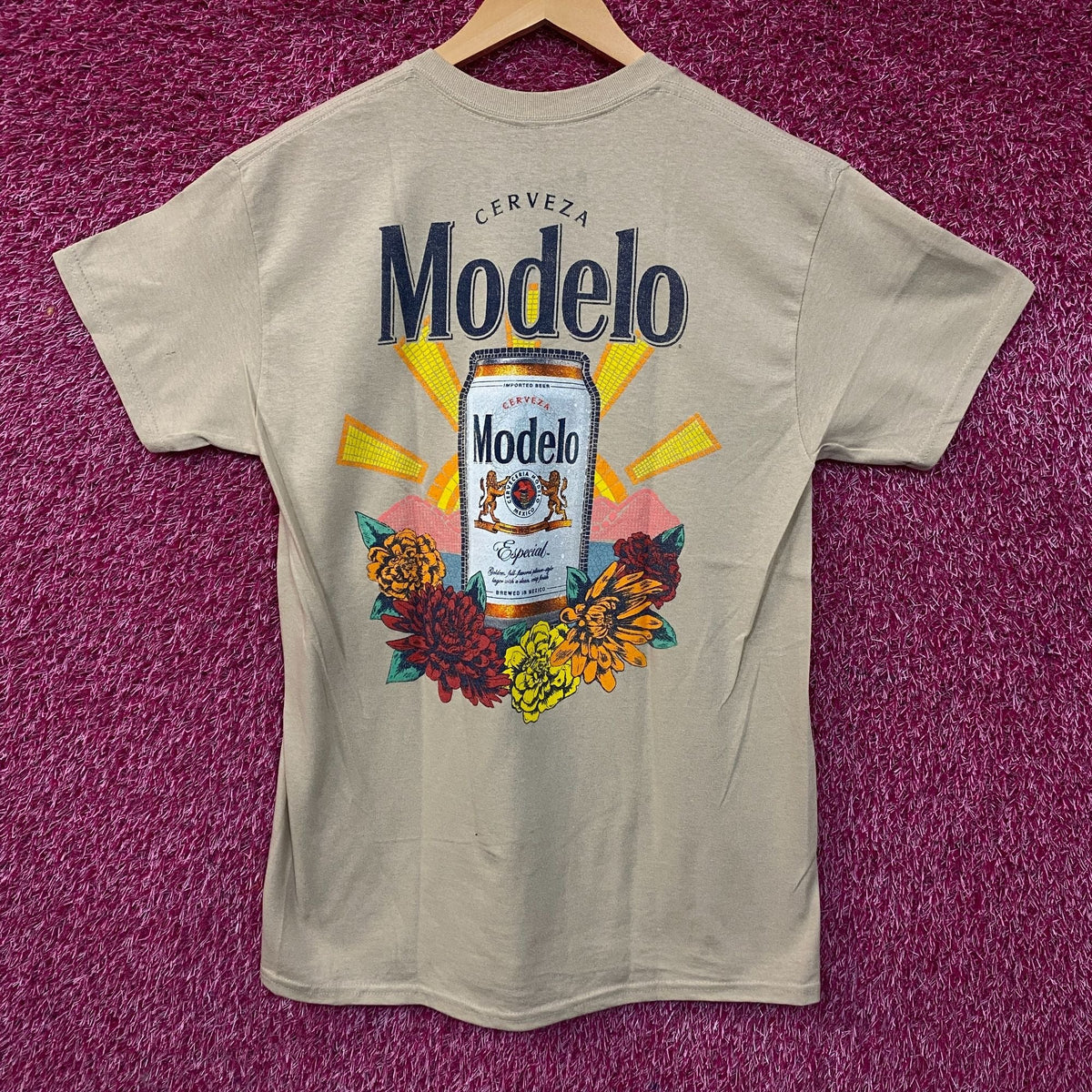 Ripple Junction Modelo Especial Beer Graphic T-Shirt Medium product image 1