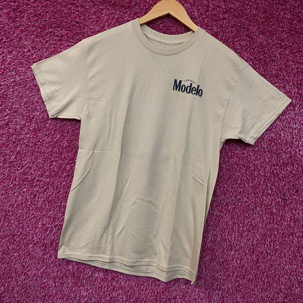 Ripple Junction Modelo Especial Beer Graphic T-Shirt Medium product image 4