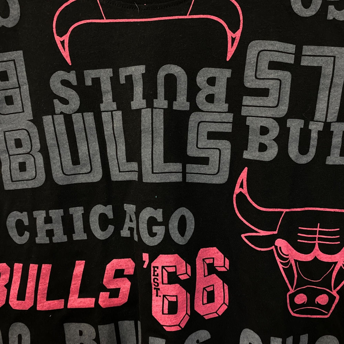 Chicago Bulls NBA All-Over Print Crop T-Shirt Medium product image 2