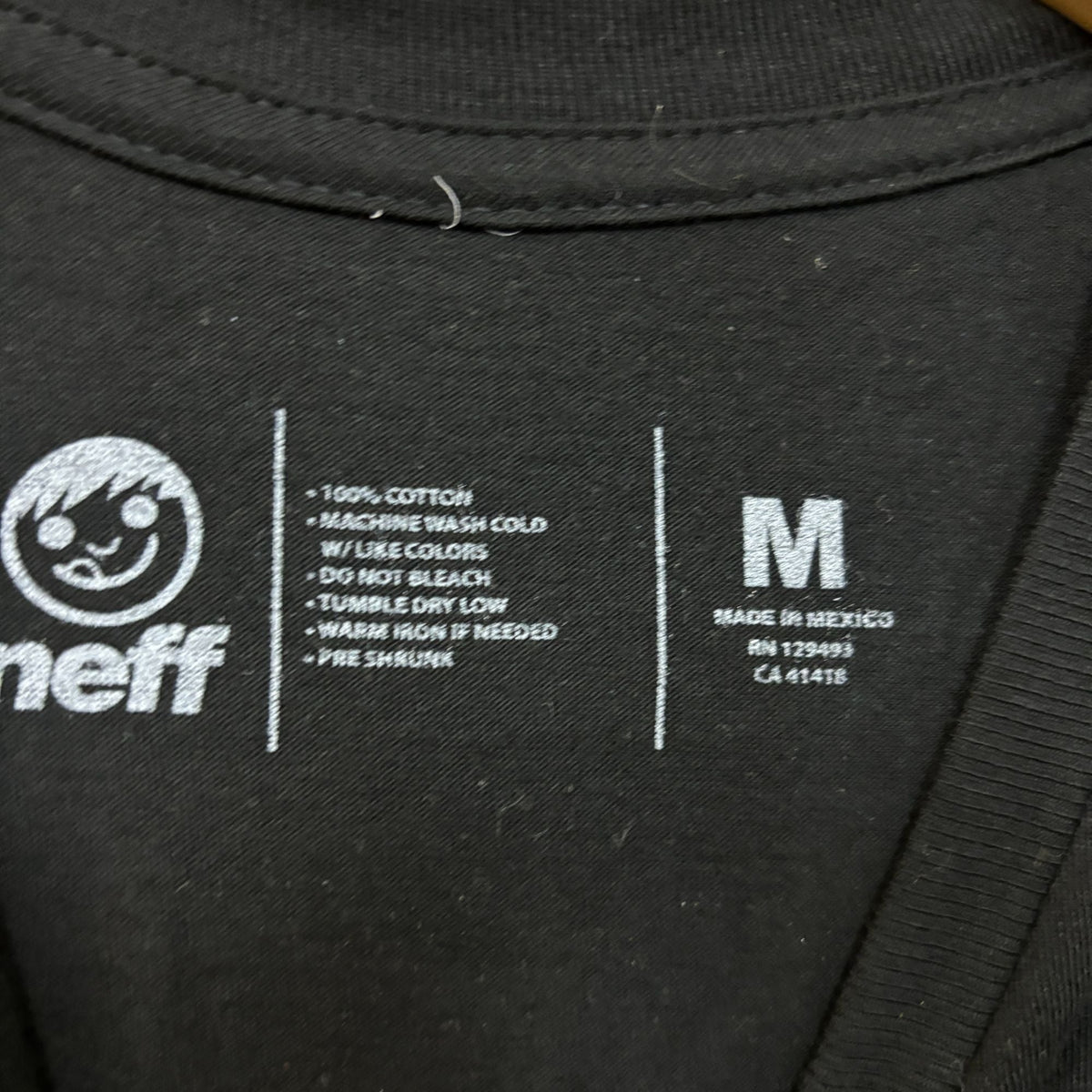 Neff Trippin Out Bannana T-shirt size medium product image 6