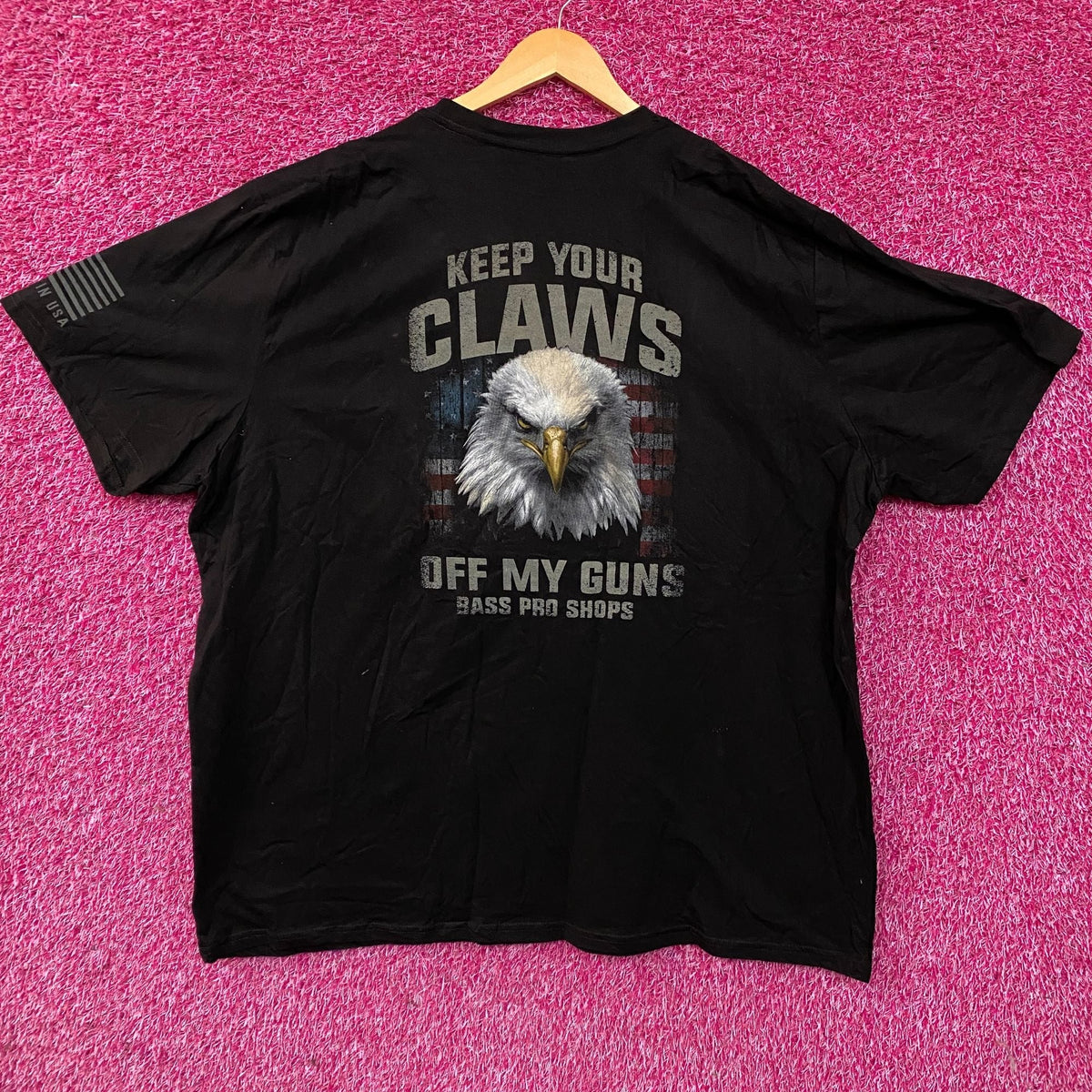 Bass Pro Shops "Claws Off My Guns" Graphic T-Shirt 4XL product image 1