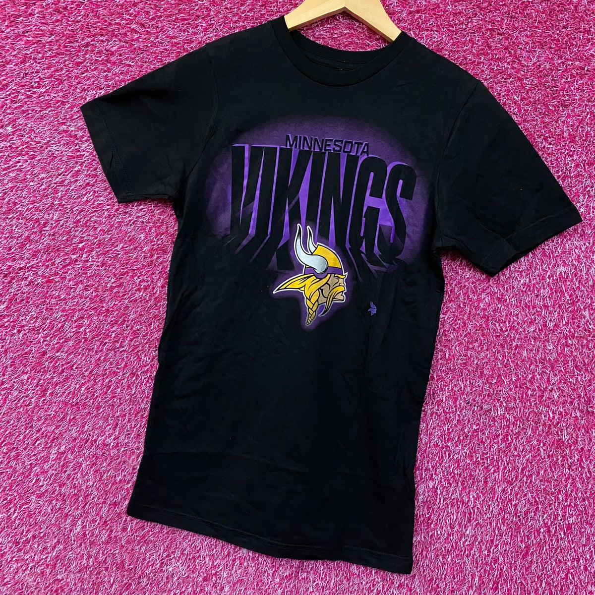FOCO NFL Minnesota Vikings Logo Graphic T-Shirt Small product image 3