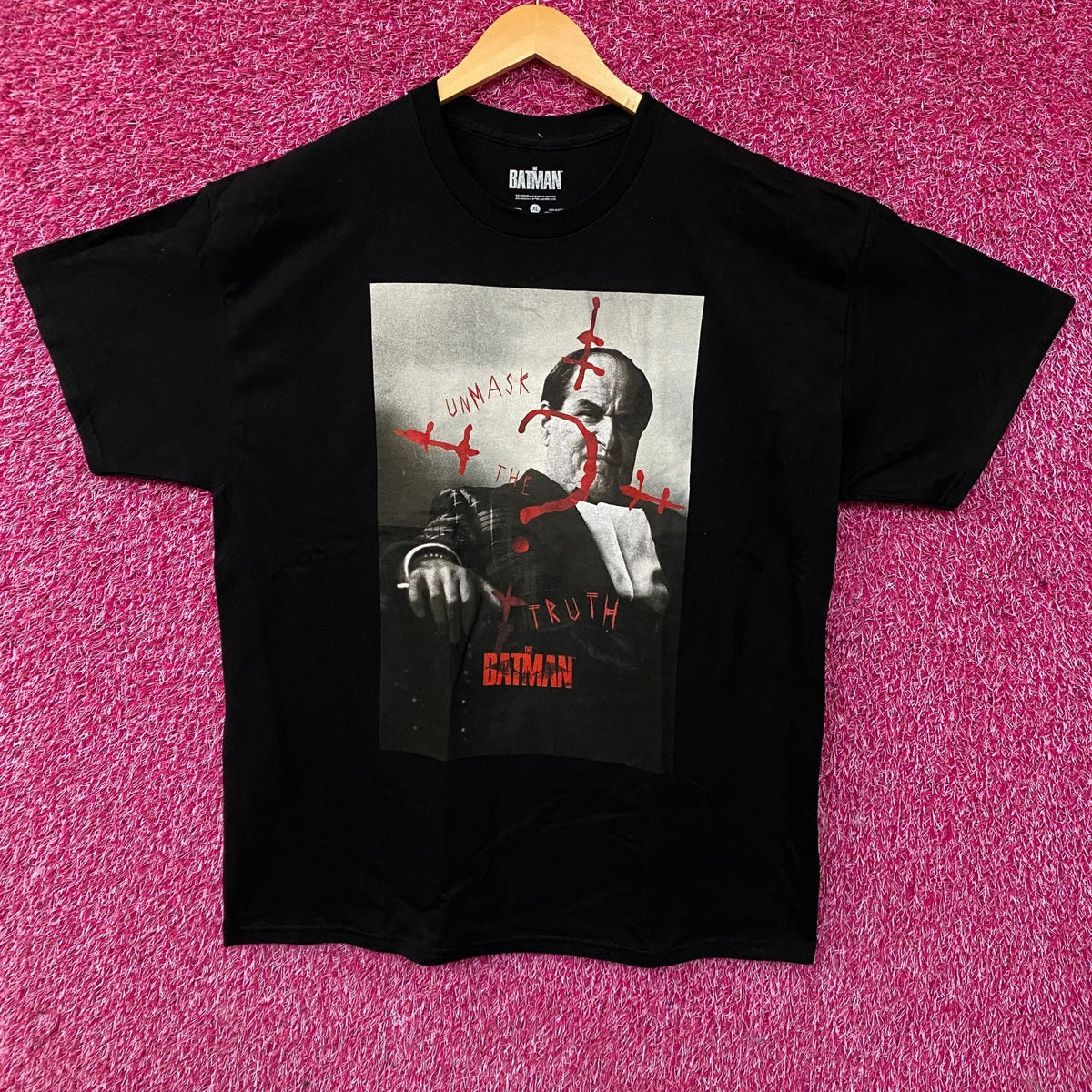 The Batman "Unmask the Truth" Penguin Poster Graphic T-Shirt XL
