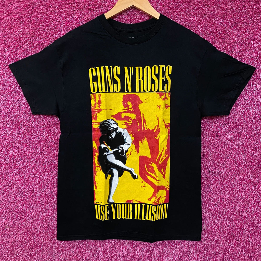 Guns N' Roses Use Your Illusion Hard Rock T-shirt Medium product image 1