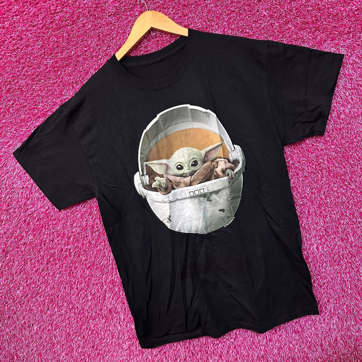 Grogu The Mandalorian Child and Egg Star Wars Tee L product image 3