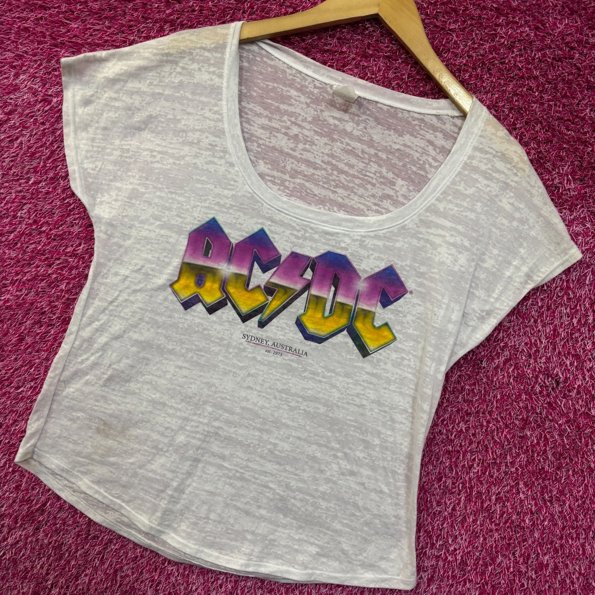 AC/DC Sydney Australia woman’s rock Tshirt size large product image 3