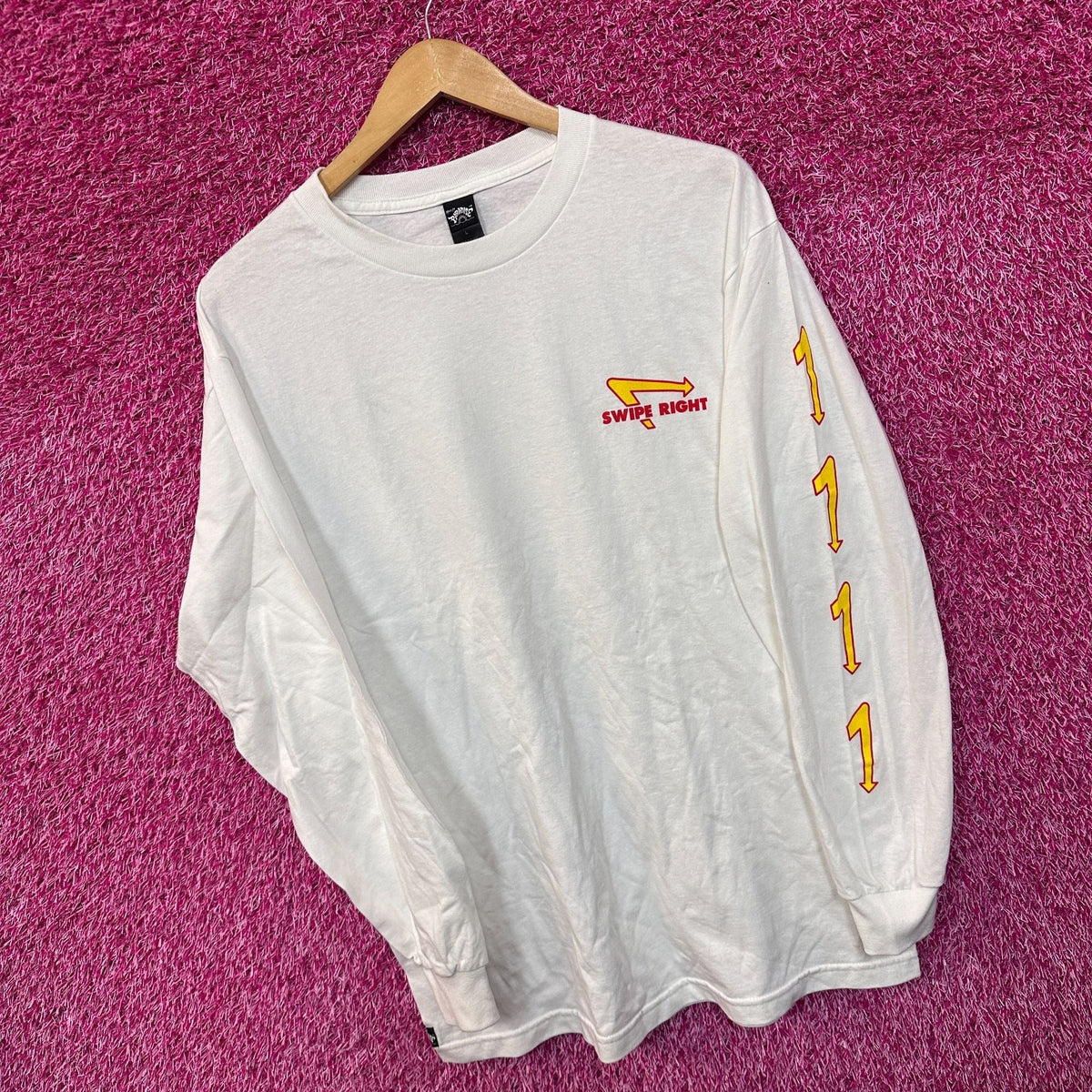 Paradise Swipe Right In N Out Arrow Logo Long Sleeve L product image 3