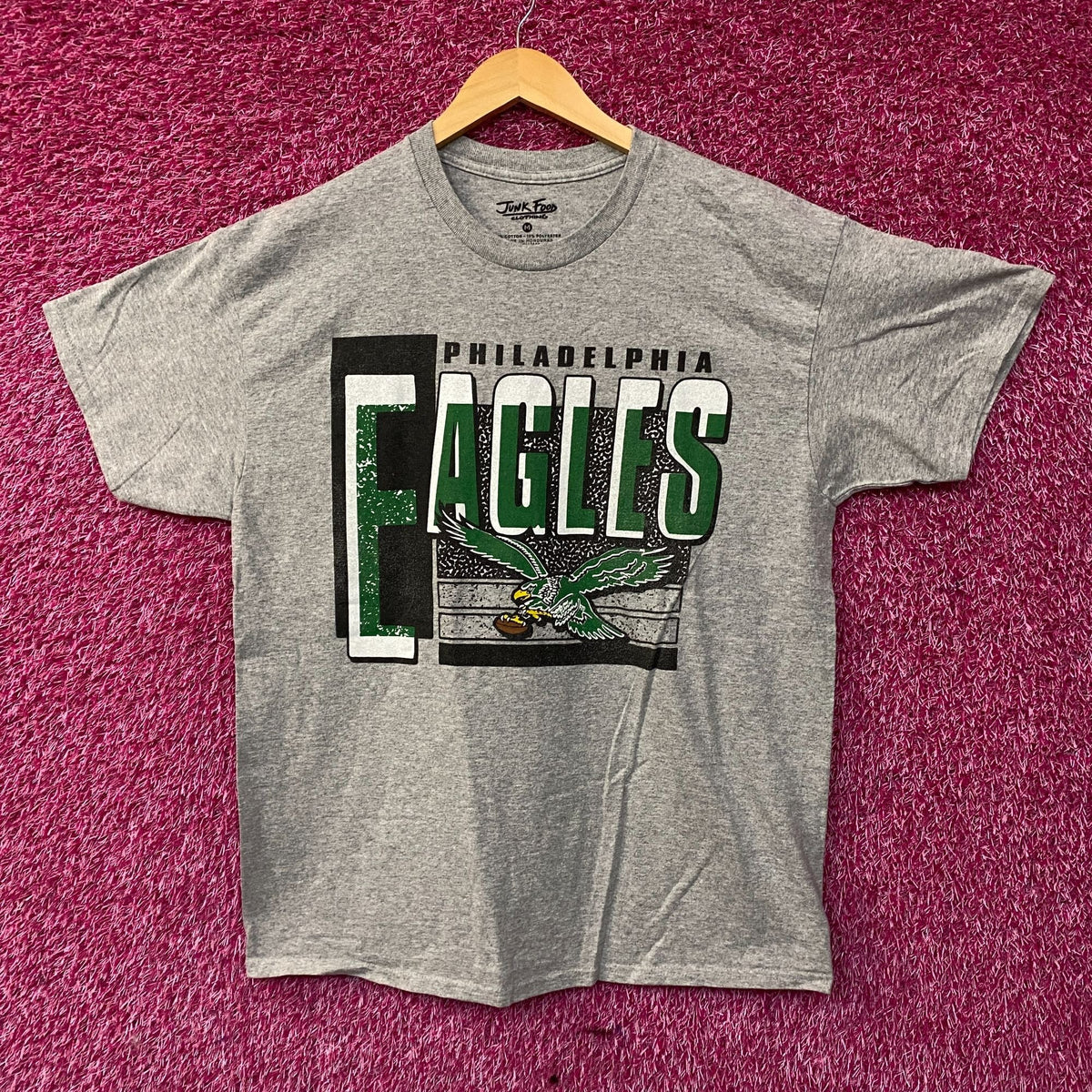 NFL Junk Food Philadelphia Eagles Gray Tshirt size Medium product image 1