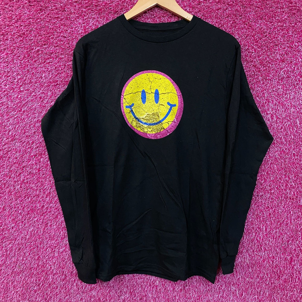 Fashion Nova Smiley Life's A Trip Long Sleeve T-Shirt Medium product image 1
