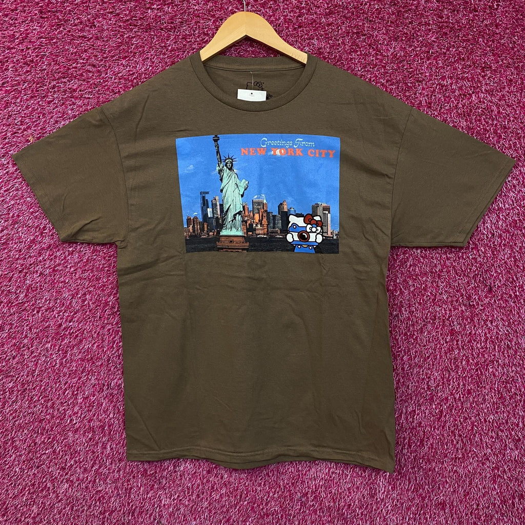 Sanrio Hello Kitty "Greetings From New York City" Graphic product image 1