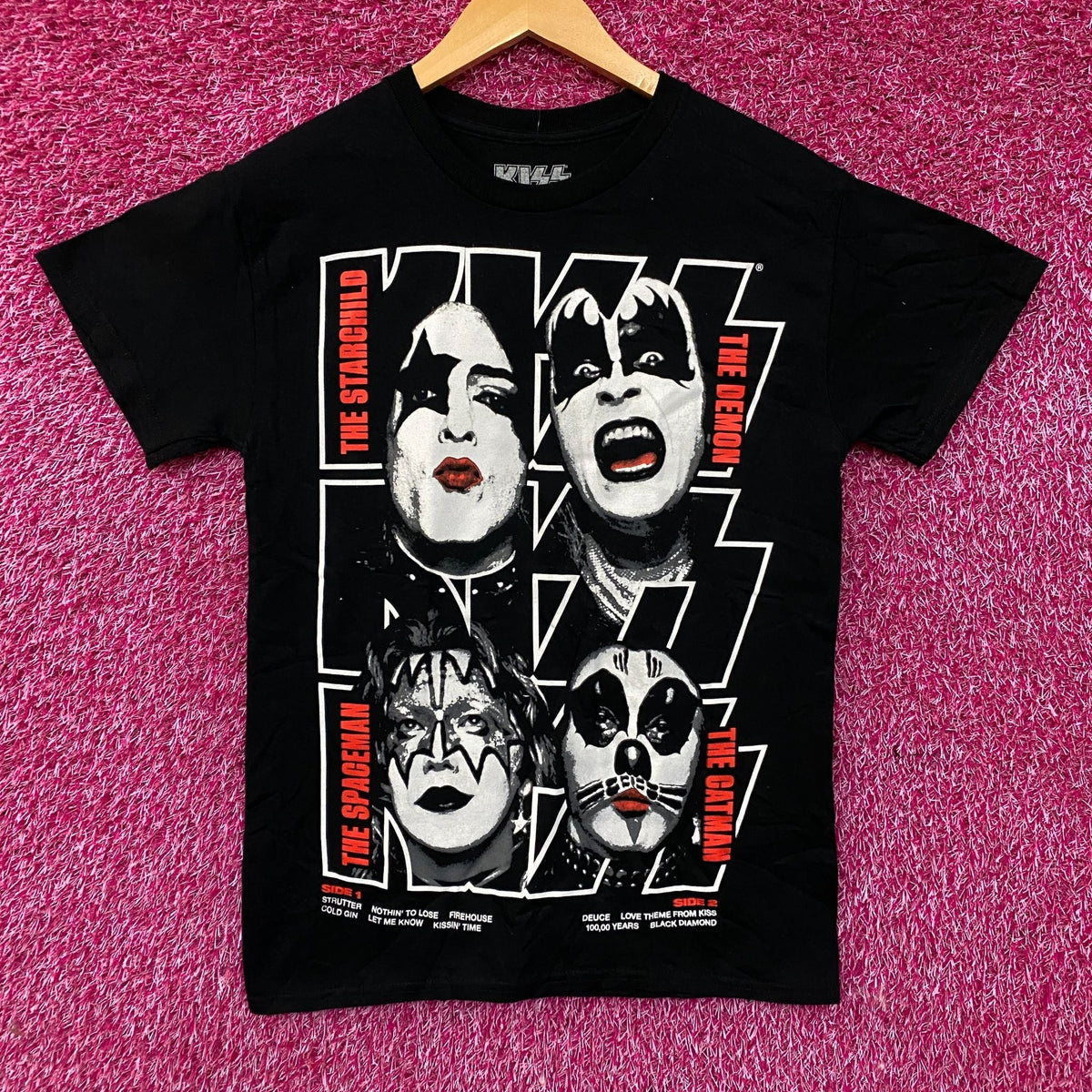KISS Debut Album Cover Graphic Rock Band T-Shirt Small product image 1