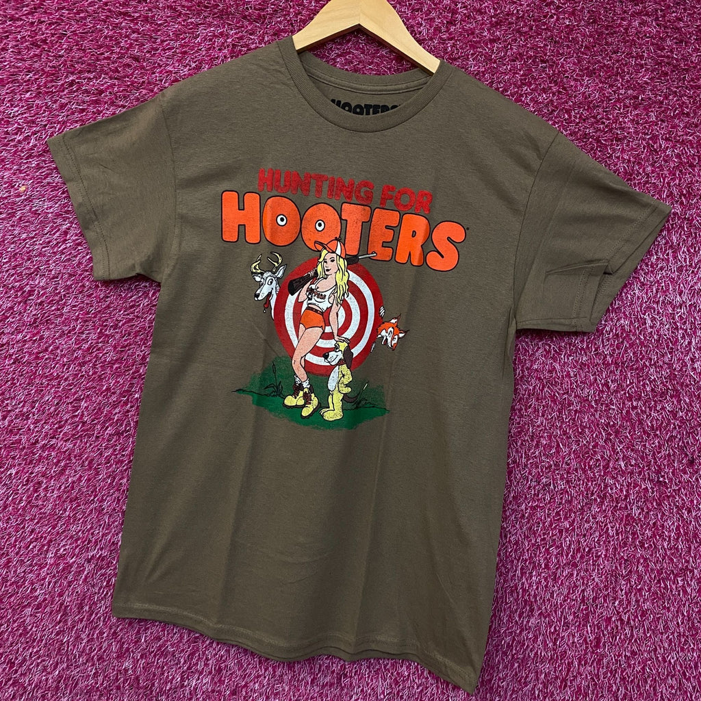Hooters Hunting for Vintage Style T-shirt Medium product image 3
