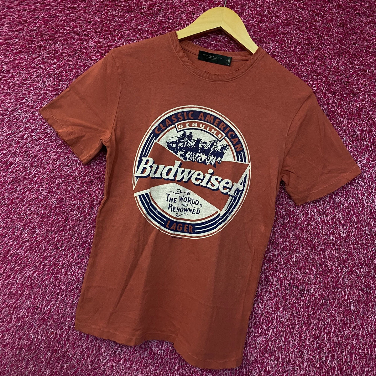 Budweiser World Renowned Classic American Lager T-shirt product image 3