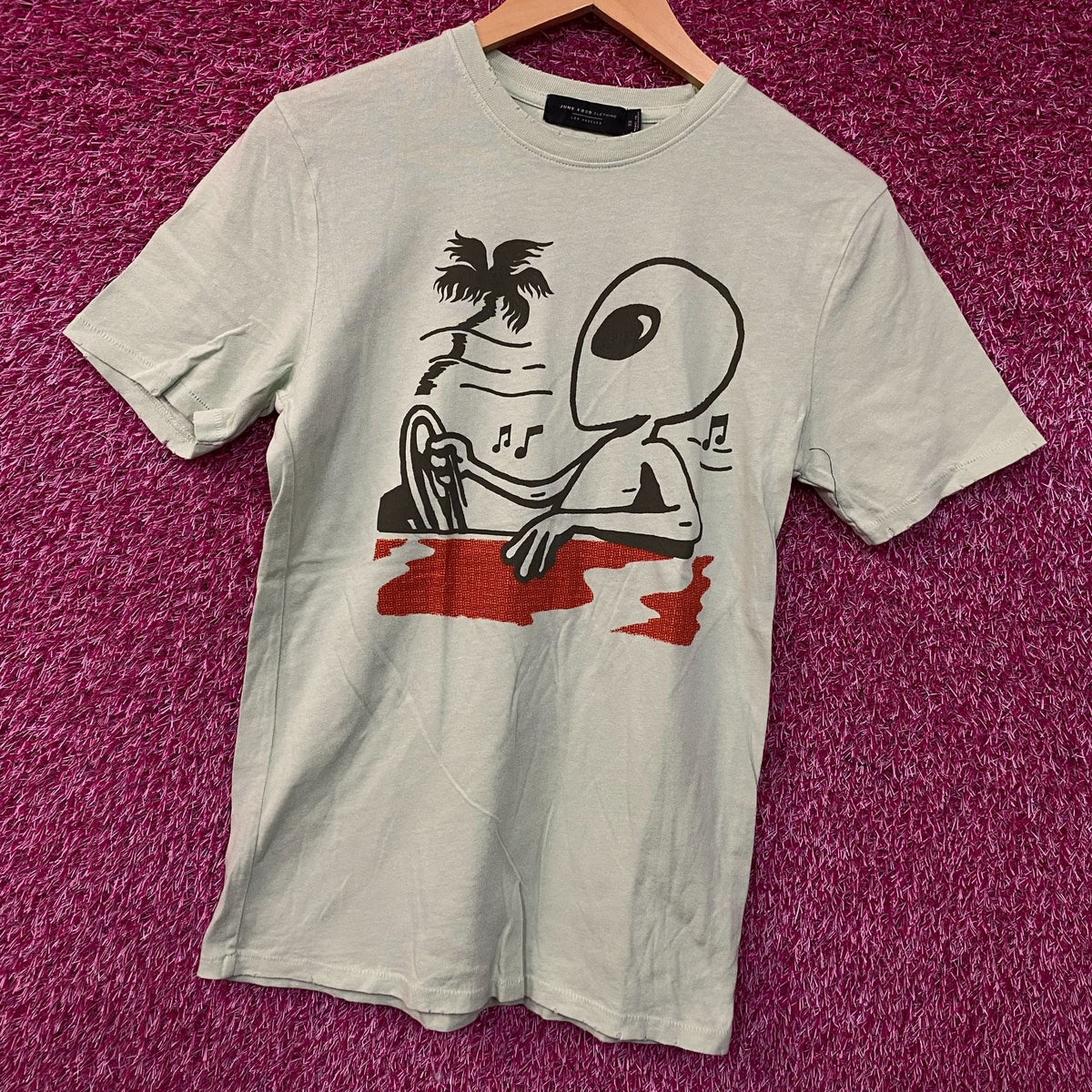 Junk Food Clothing Alien Driving Vintage Style Tee XS product image 3