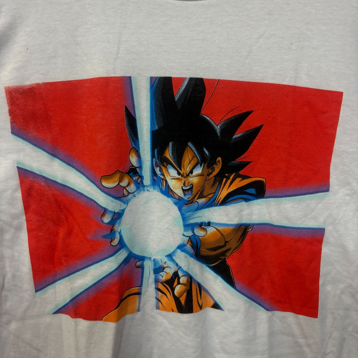 Dragon Ball z Goku Kamehameha T-shirt size medium product image 2