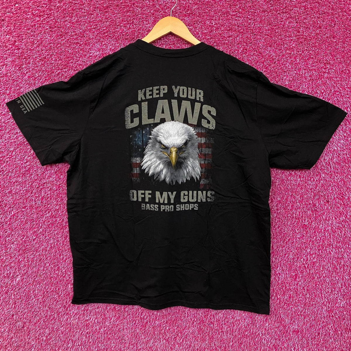 Bass Pro Shops "Claws Off My Guns" Graphic T-Shirt 2XL product image 1