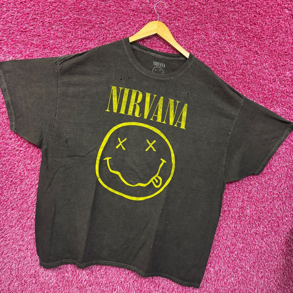 Nirvana Nevermind Smiley Distressed Grunge Rock Band Tee O/S product image 3