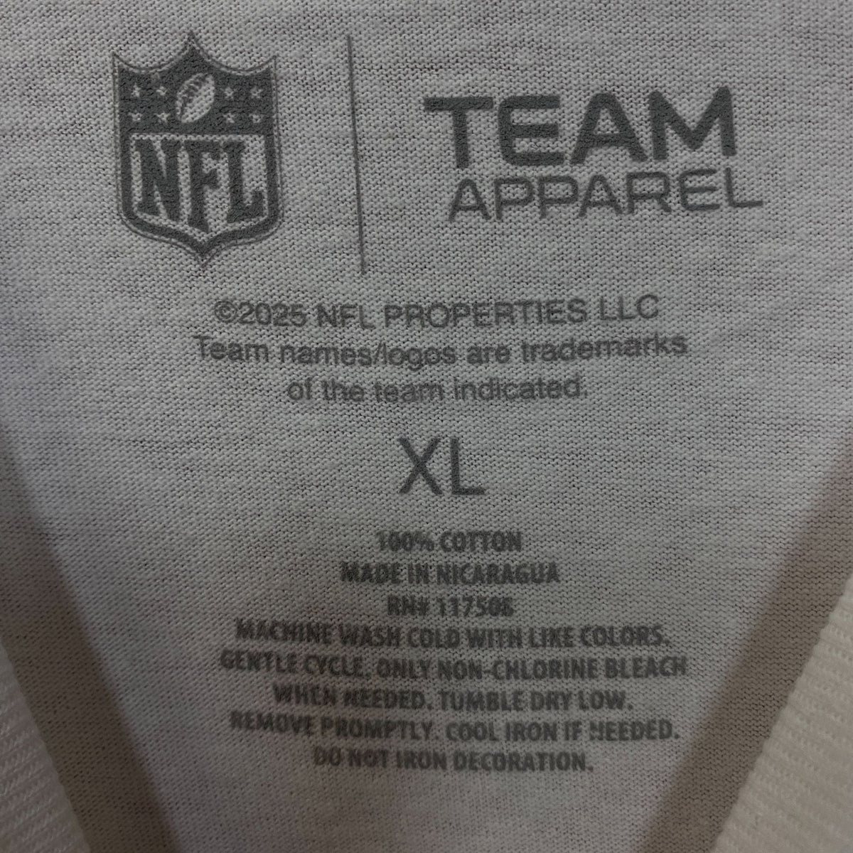 Team Apparel New York Giants Vintage-Style Helmet Logo product image 4