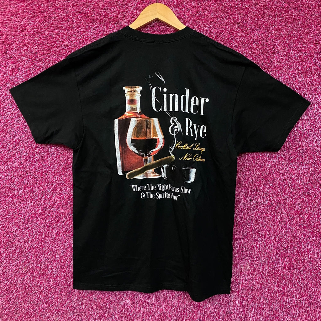 Fashion Nova Cinder & Rye Graphic T-Shirt Large product image 1