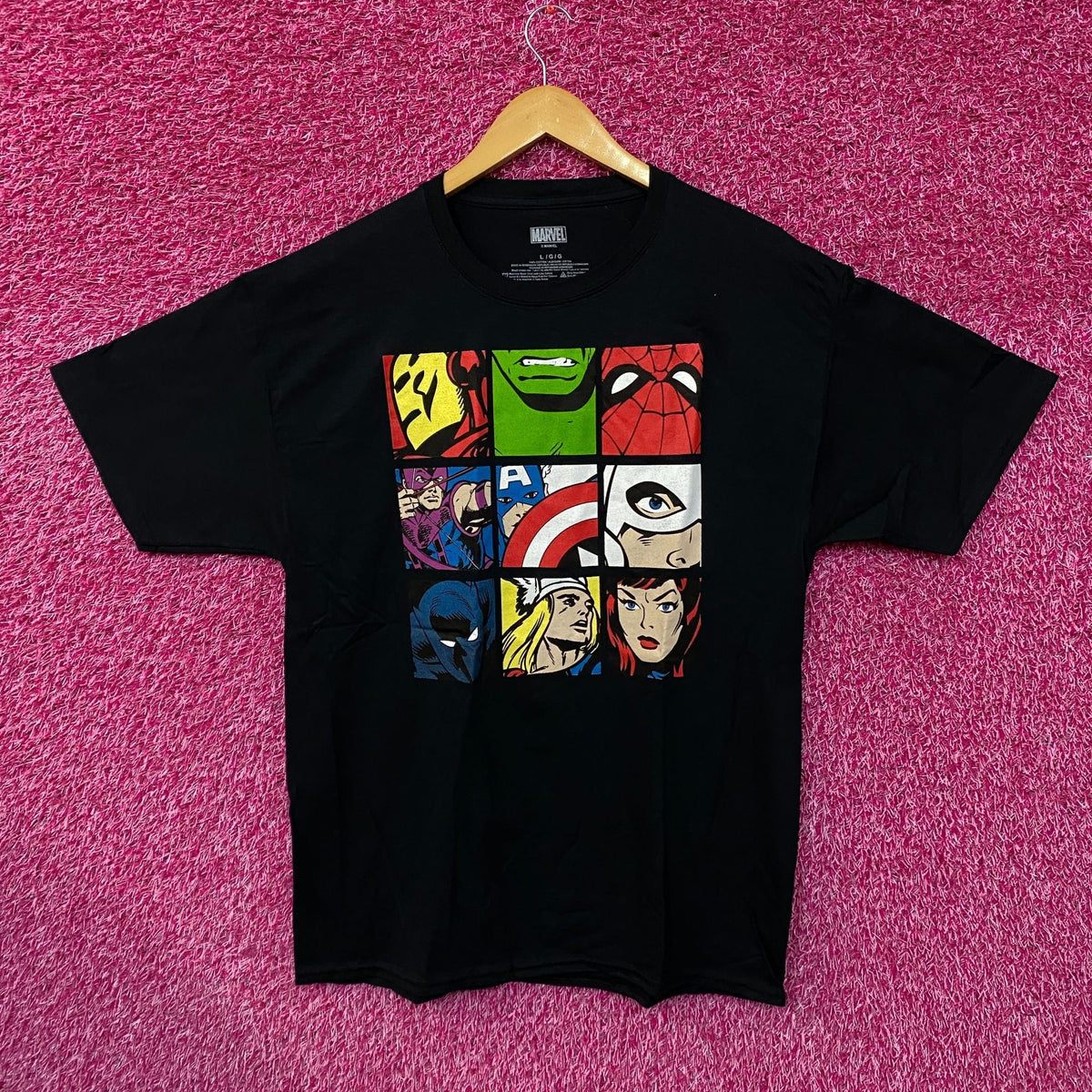 The Avengers Superhero Close-Up Tiles Marvel Comics Tee L product image 1