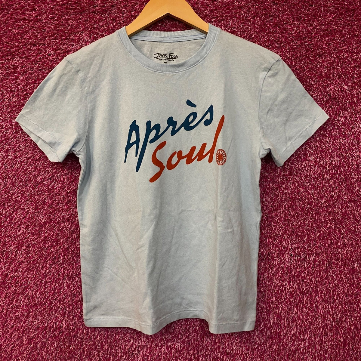 Junk Food Clothing Après Soul Graphic T-Shirt XS product image 1