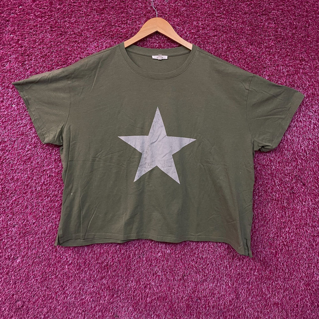 Maurices Olive Green Star Graphic Crop T-Shirt 2XL product image 1