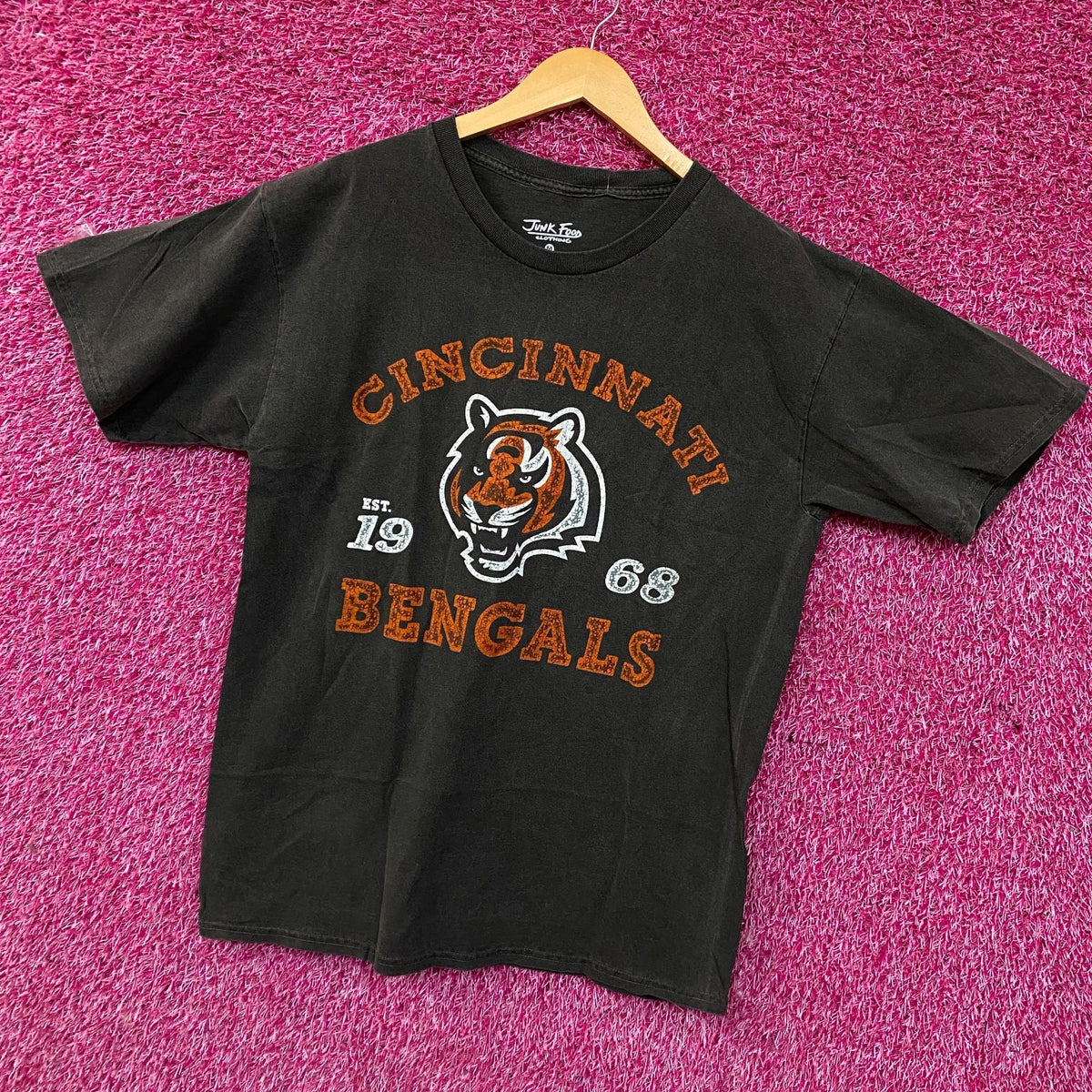 Junk Food Clothing Cincinnati Bengals Graphic T-Shirt Medium product image 3