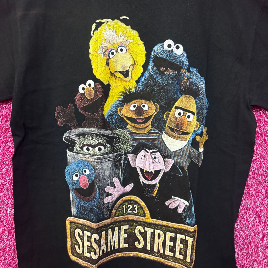 Sesame Street character tshirt size medium product image 2