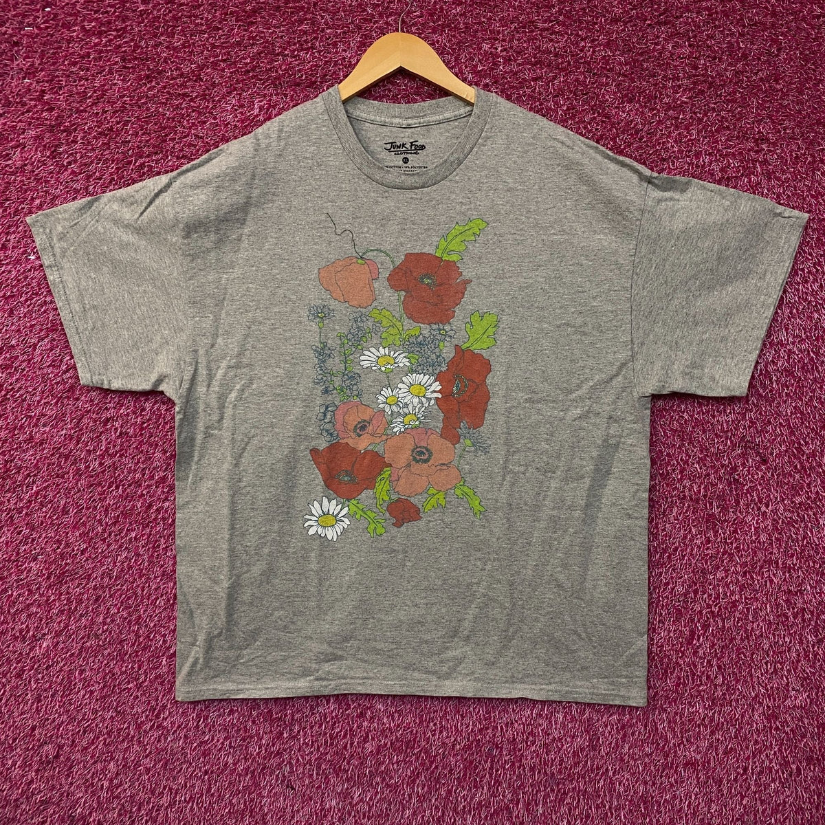 Junk Food Flowers Cotton Graphic T-Shirt XL product image 1