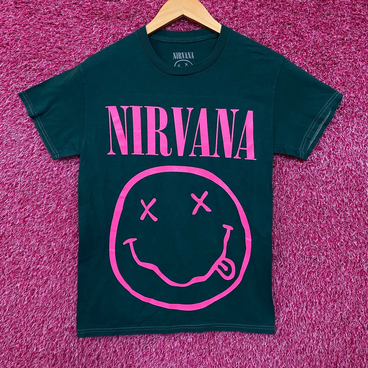 Nirvana Pink Smiley Grunge Band Graphic T-Shirt Small product image 5